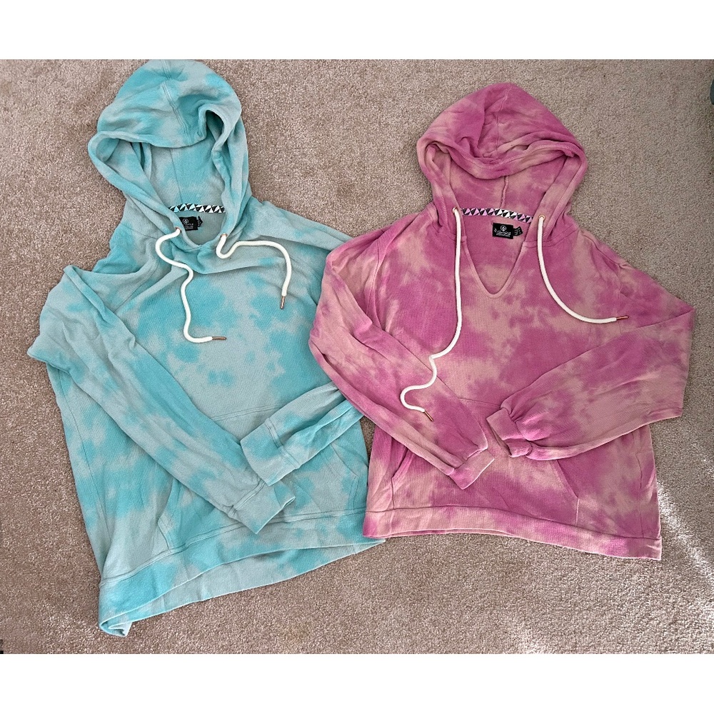 NEW! Set of 2 Women's Volcom Tie Dye Hoodies, Blue & Pink, Long Sleeve, Medium